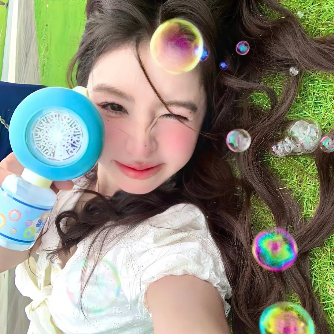 偷偷对你动了心